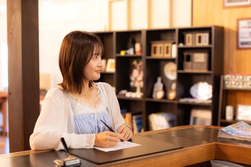 Check-in at front desk